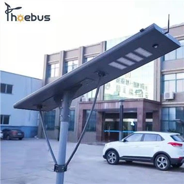 Réverbère solaire autonettoyant